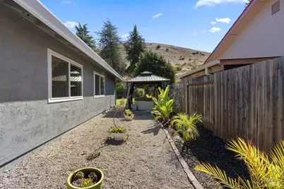 830 Rose Drive, Benicia, CA 94510 - Photo 31