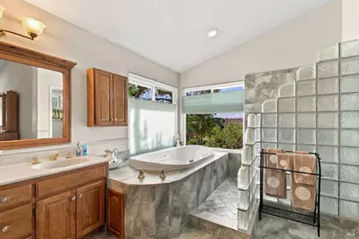 1378 Rebecca Way, Rohnert Park, CA 94928 - Photo 19