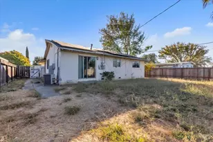 2207 Santa Cruz Dr, Fairfield, CA 94533 - Photo 27