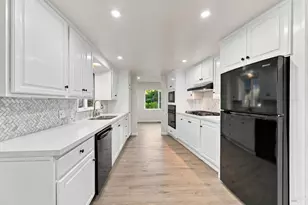 111 Sunrise Ln, Novato, CA 94949 - Photo 15