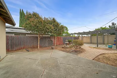 1455 Westminster Drive, Fairfield, CA 94533 - Photo 35