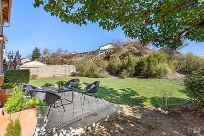 6012 Claret Court, Vallejo, CA 94591 - Photo 41