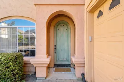 6012 Claret Court, Vallejo, CA 94591 - Photo 3