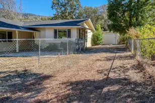 4262 Country Club Dr, Lucerne, CA 95458 - Photo 29