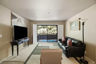 686 Arcadia Drive, Vacaville, CA 95687 - Photo 7