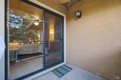 686 Arcadia Drive, Vacaville, CA 95687 - Photo 41