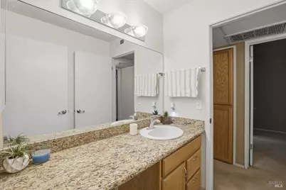 686 Arcadia Drive, Vacaville, CA 95687 - Photo 25