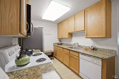 686 Arcadia Drive, Vacaville, CA 95687 - Photo 21