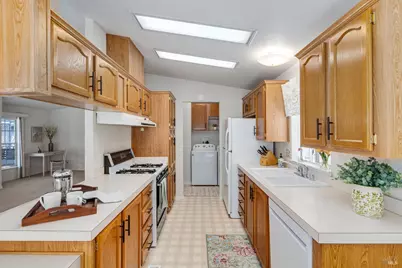 213 Daisy Drive, Napa, CA 94558 - Photo 17