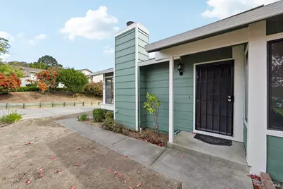 100 Phoenix Circle, Vallejo, CA 94589 - Photo 33