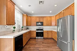 1728 Newark Ln, Suisun City, CA 94585 - Photo 13