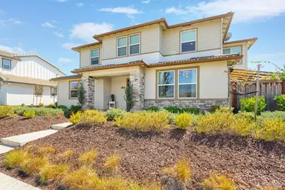 2404 Lake Club Drive, Fairfield, CA 94533 - Photo 3