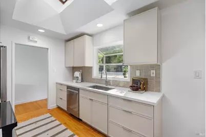 250 Los Cerros Drive, Greenbrae, CA 94904 - Photo 17