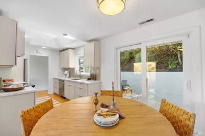 250 Los Cerros Drive, Greenbrae, CA 94904 - Photo 15