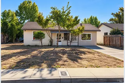 1490 Hemlock Street, Napa, CA 94559 - Photo 1