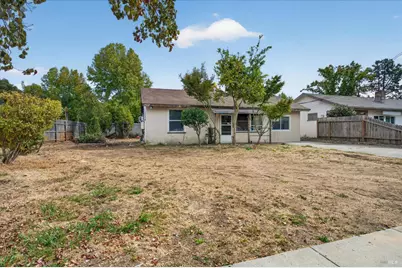 1490 Hemlock Street, Napa, CA 94559 - Photo 5