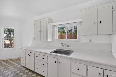 110 Fetters Avenue, Sonoma, CA 95476 - Photo 9