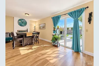 427 Temple Drive, Vacaville, CA 95687 - Photo 17
