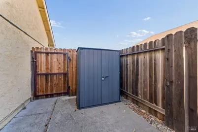 427 Temple Drive, Vacaville, CA 95687 - Photo 25