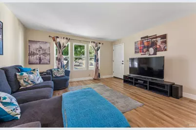 427 Temple Drive, Vacaville, CA 95687 - Photo 9