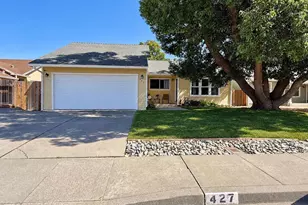 427 Temple Dr, Vacaville, CA 95687 - Photo 1