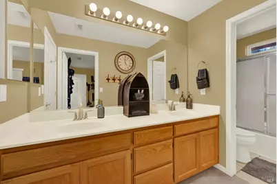 670 Ruby Drive, Vacaville, CA 95687 - Photo 45
