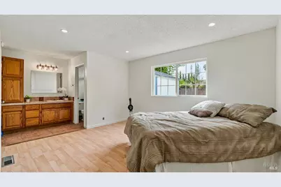 8479 Lakewood Avenue, Cotati, CA 94931 - Photo 25