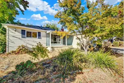 690 Camellia Way, Vacaville, CA 95688 - Photo 11