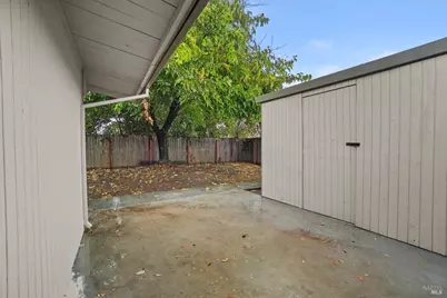 2089 Russell Street, Napa, CA 94559 - Photo 23