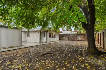 2089 Russell Street, Napa, CA 94559 - Photo 25