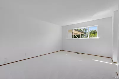 5568 Yerba Buena Road, Santa Rosa, CA 95409 - Photo 21
