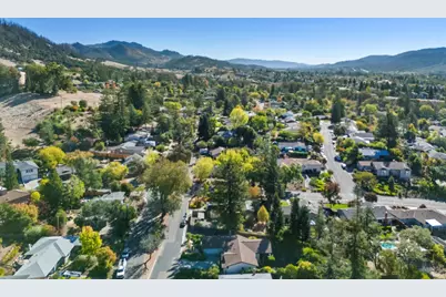 5568 Yerba Buena Road, Santa Rosa, CA 95409 - Photo 37