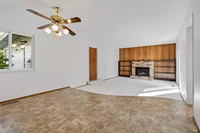 5568 Yerba Buena Road, Santa Rosa, CA 95409 - Photo 15