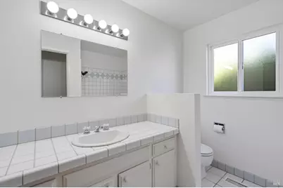 5568 Yerba Buena Road, Santa Rosa, CA 95409 - Photo 19