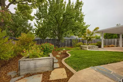 860 Yeoman Court, Vacaville, CA 95687 - Photo 37