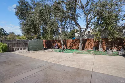 2747 Navajo Street, Santa Rosa, CA 95403 - Photo 27