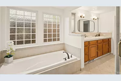 728 Eucalyptus Avenue, Novato, CA 94947 - Photo 41