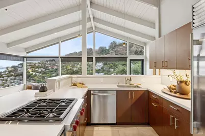 49 Central Avenue, Sausalito, CA 94965 - Photo 27