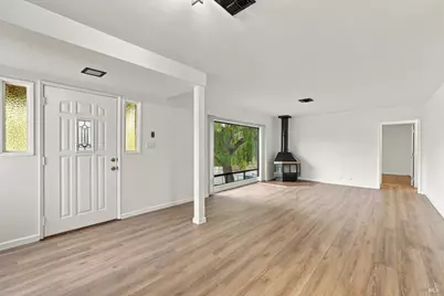 991 Mitchell Way, El Sobrante, CA 94803 - Photo 3