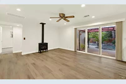 378 Evergreen Drive, Vacaville, CA 95688 - Photo 7