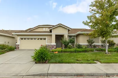 220 Mandarin Circle, Vacaville, CA 95687 - Photo 1