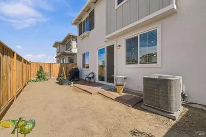 3013 Mansfield Street, Vacaville, CA 95687 - Photo 29