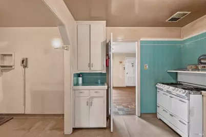 2290 Corby Avenue, Santa Rosa, CA 95407 - Photo 15