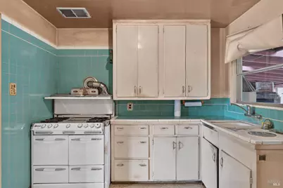 2290 Corby Avenue, Santa Rosa, CA 95407 - Photo 3