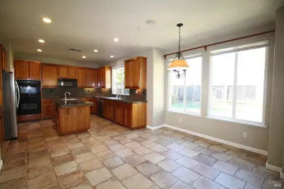 1000 Revelle Drive, Dixon, CA 95620 - Photo 5