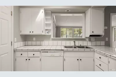 115 McKinley Circle, Vacaville, CA 95687 - Photo 11