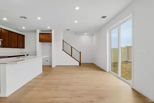 5880 Trailblaze Dr, Fairfield, CA 94533 - Photo 9