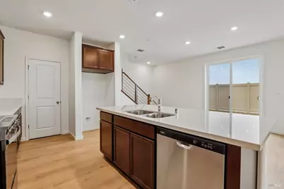 5880 Trailblaze Drive, Fairfield, CA 94533 - Photo 13