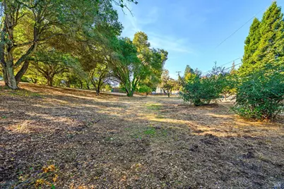 7621 Healdsburg Avenue, Sebastopol, CA 95472 - Photo 3