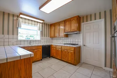 940 W A Street, Dixon, CA 95620 - Photo 13